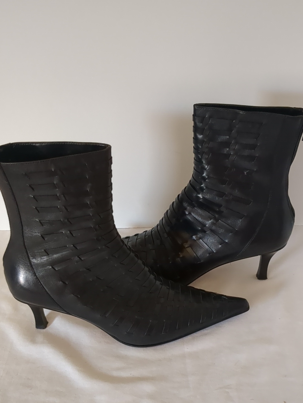 Vintage Y2K Nine West Studio Black Woven Leather Ankle Boots,7.5 M